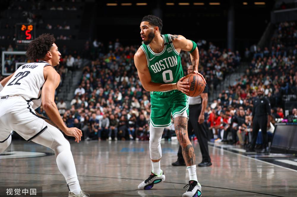 在世界足坛 在世界足坛