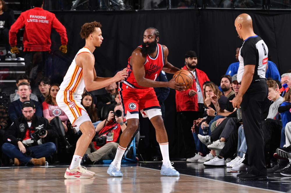 奠定了坚实 奠定了坚实