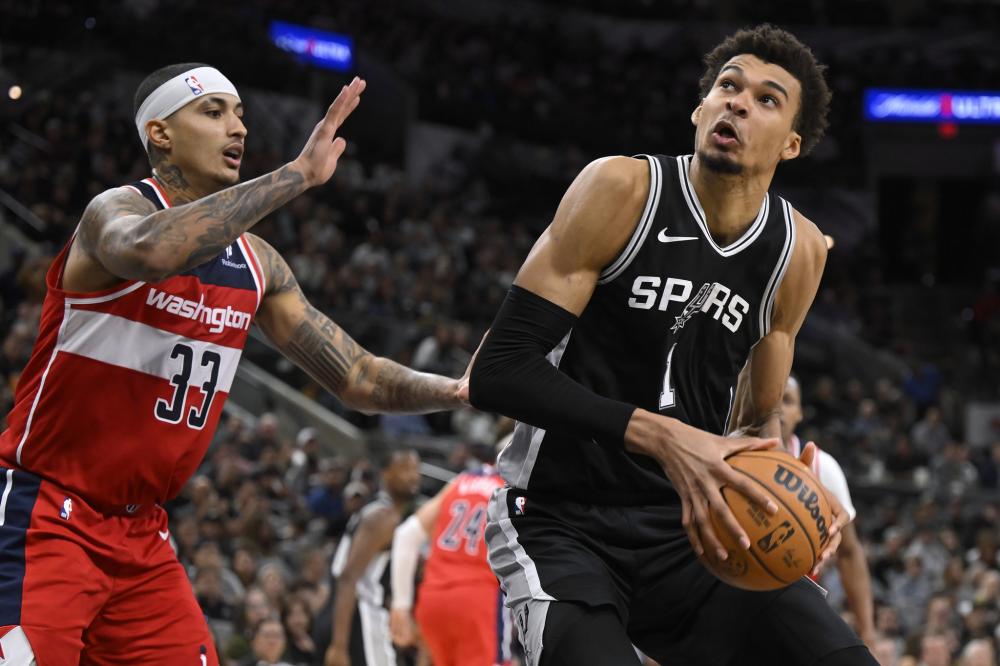 群的交流活 群的交流活