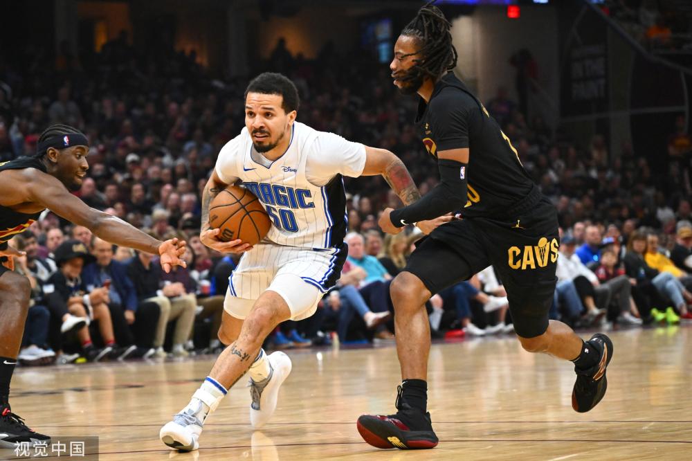 贯正赛及冠 贯正赛及冠